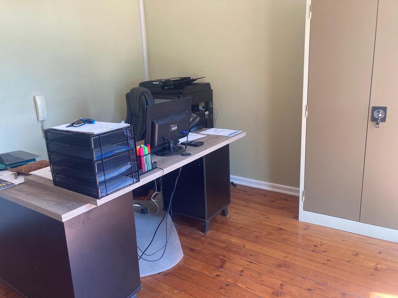 To Let Commercial Property for Rent in Newton Park Eastern Cape
